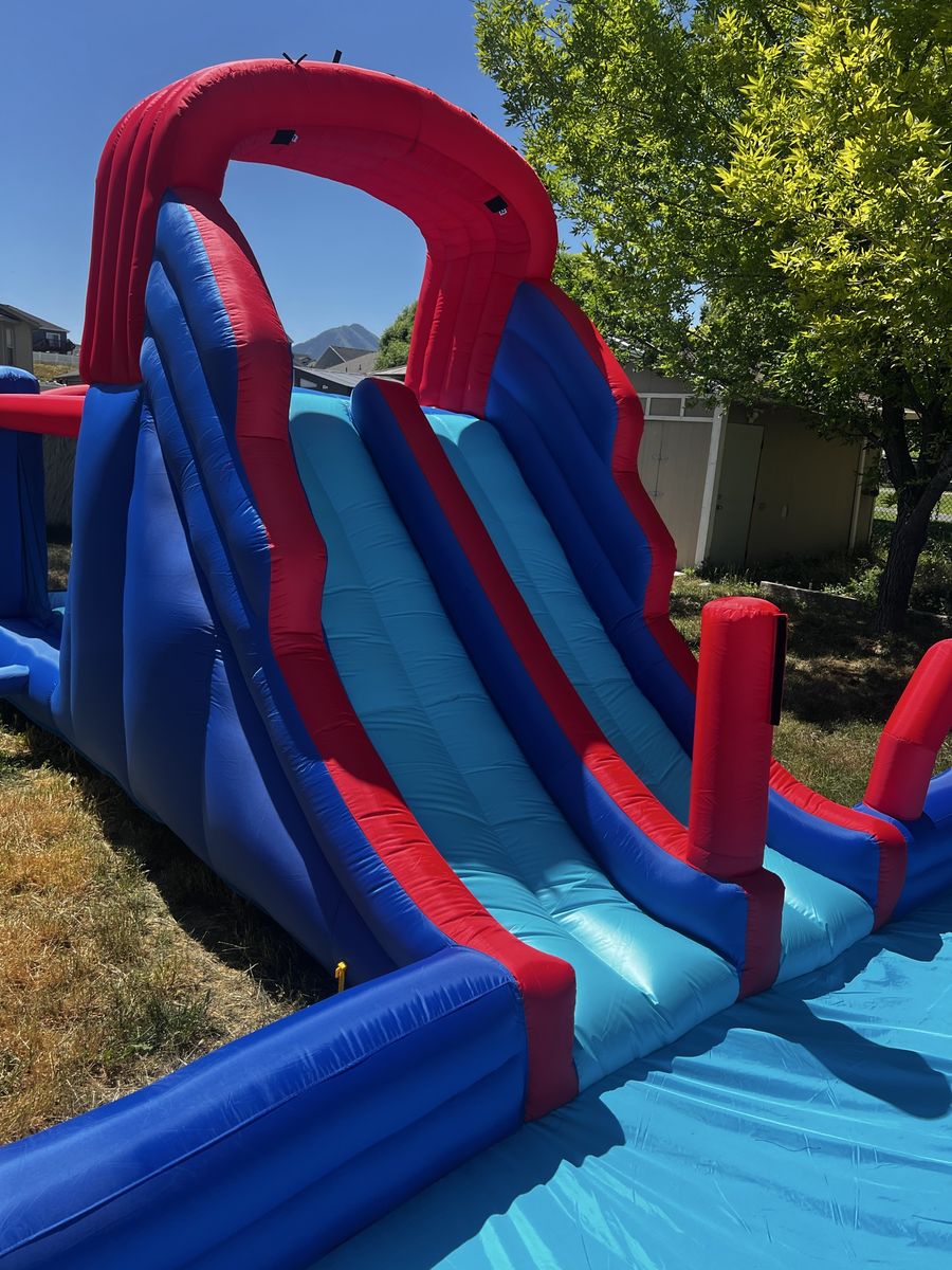 Water Bounce house for rent