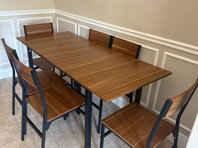 Dining table with 6 chairs