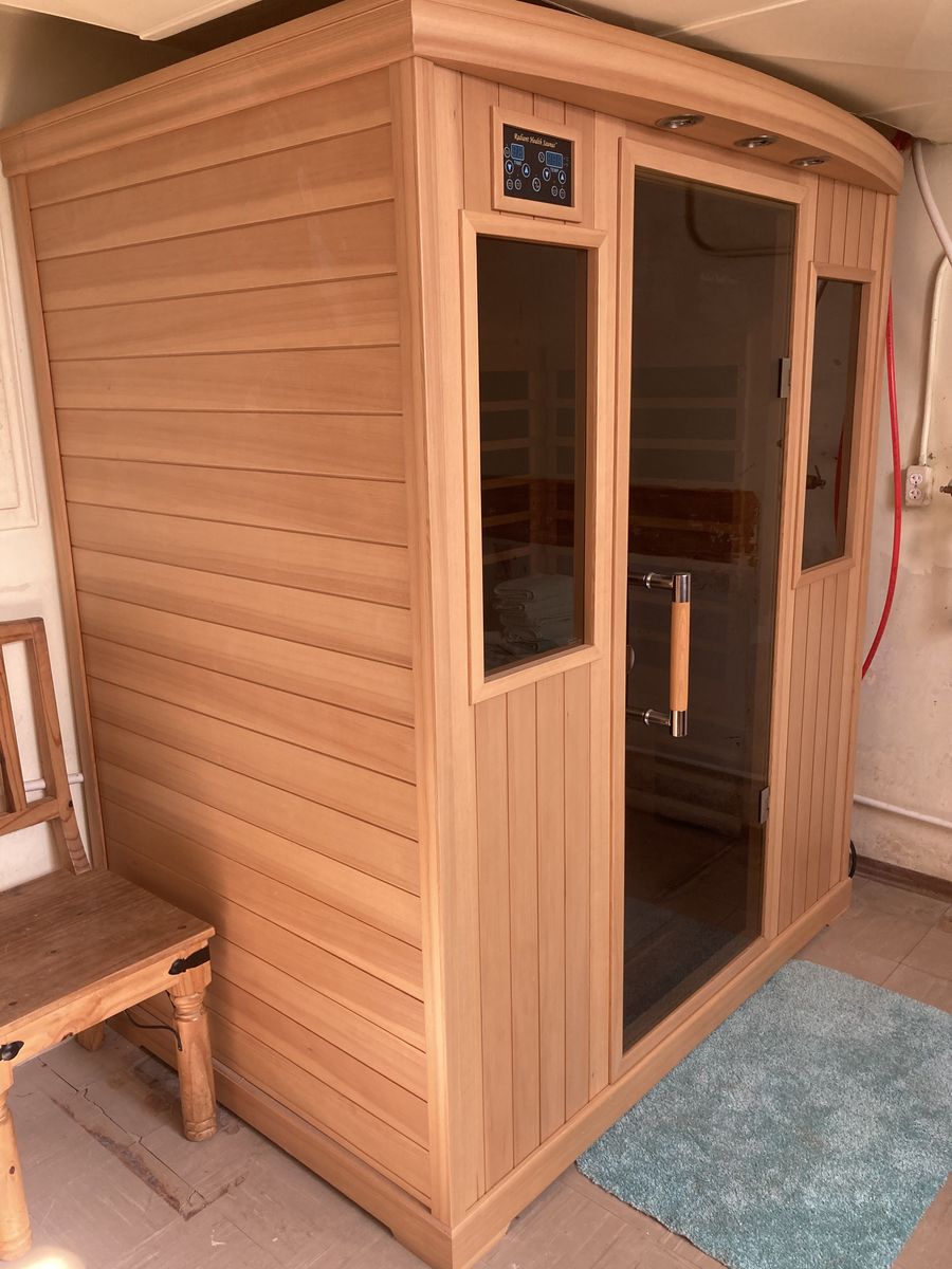 Infrared Radiant Health 2.5 person Sauna