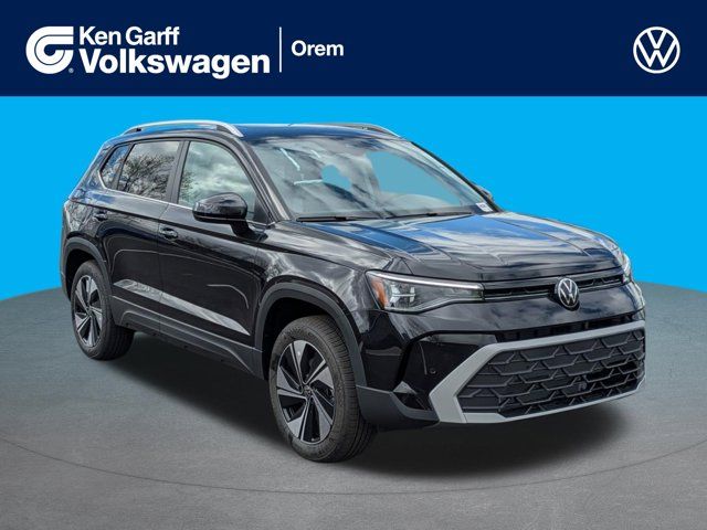 2026 Volkswagen Taos SE 4Motion