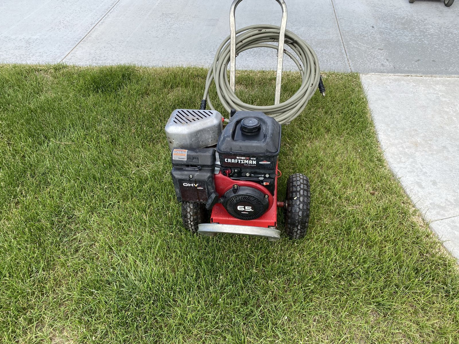 Craftsman 6.5 HP Gas Pressure Washer - OHV Intek 206 Engine - Heavy Duty Cleaning