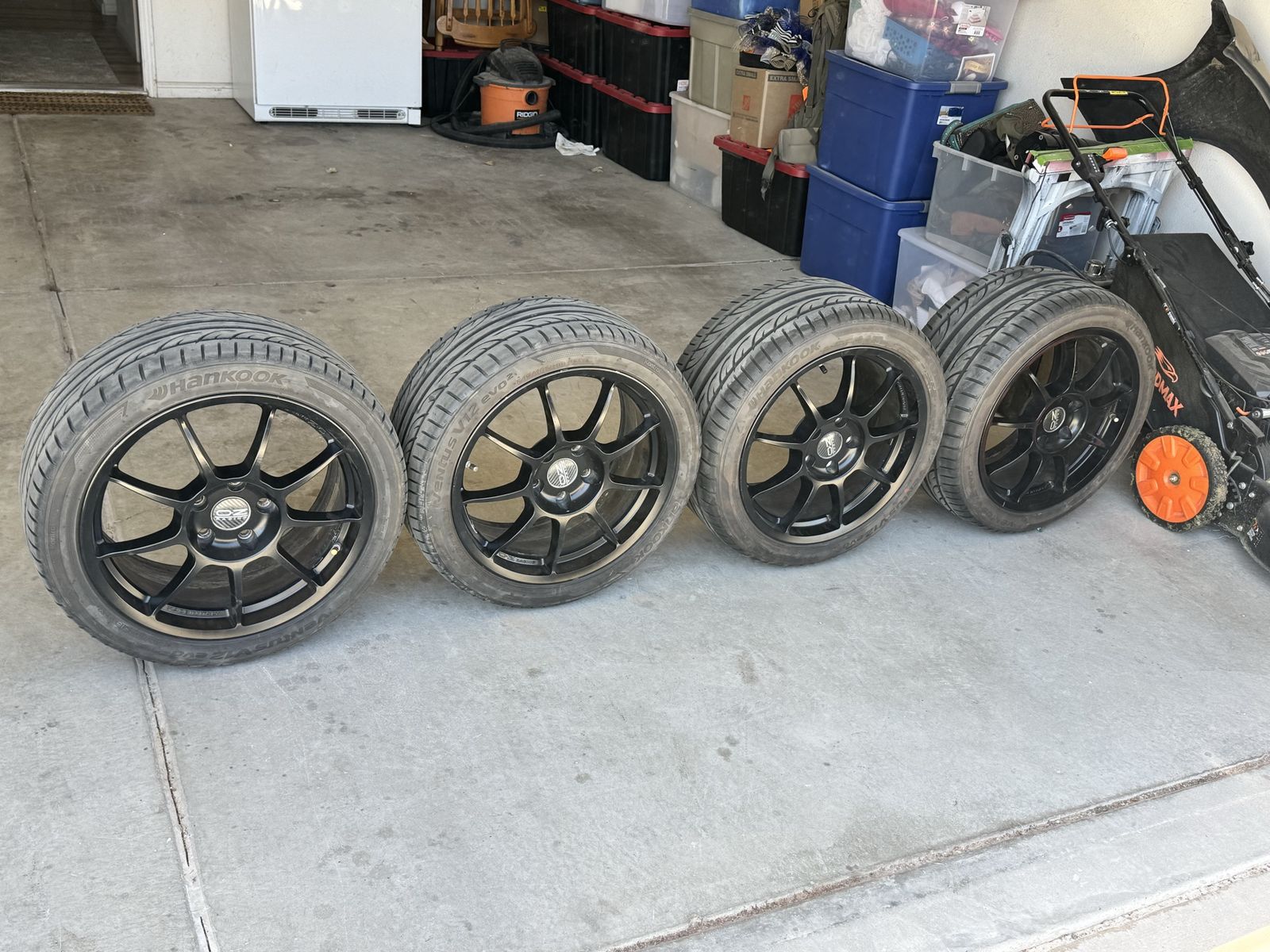 C6 Base Corvette Wheels And Tires