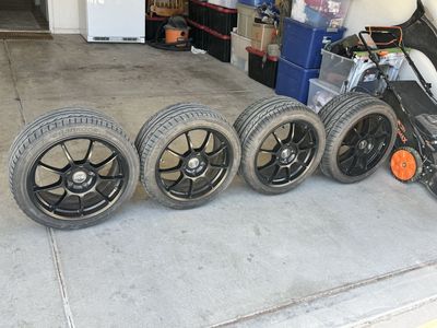 C6 Base Corvette Wheels And Tires