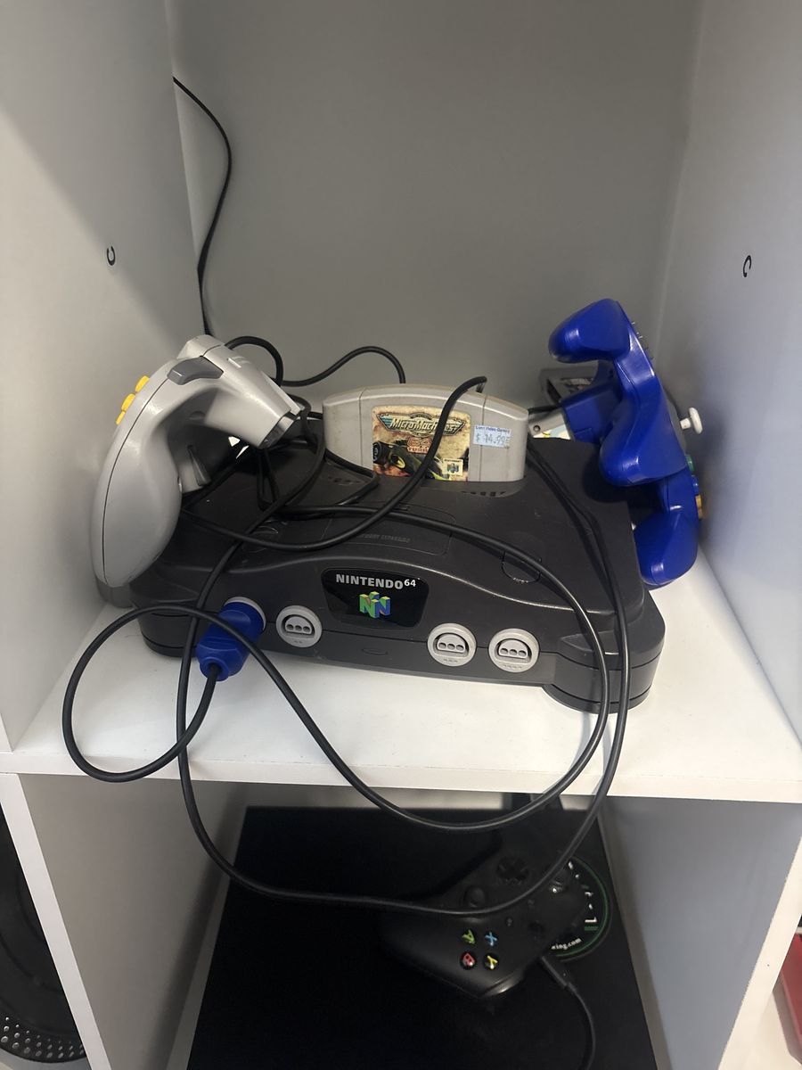 Nintendo 64 N64 Console with Controllers & Games