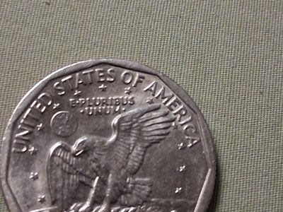 US One Dollar Coin - E Pluribus Unum, Eagle Design