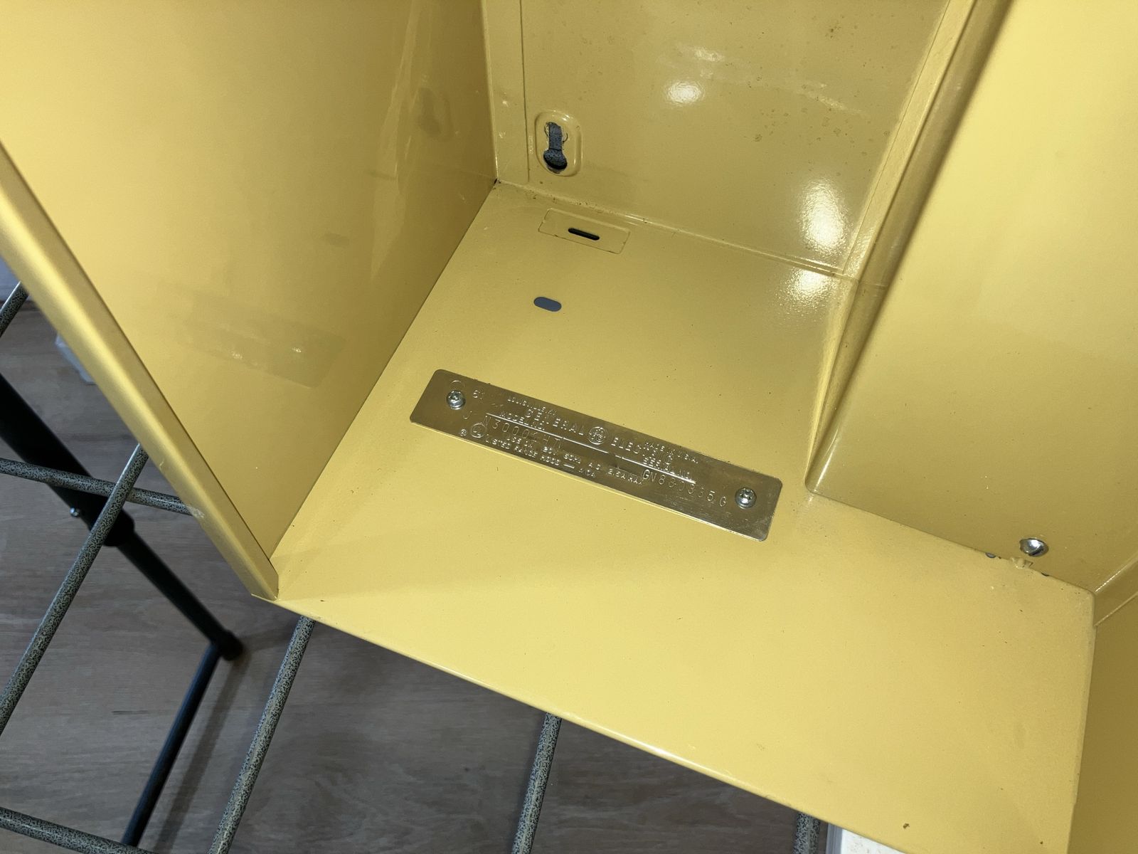 Main image 11
