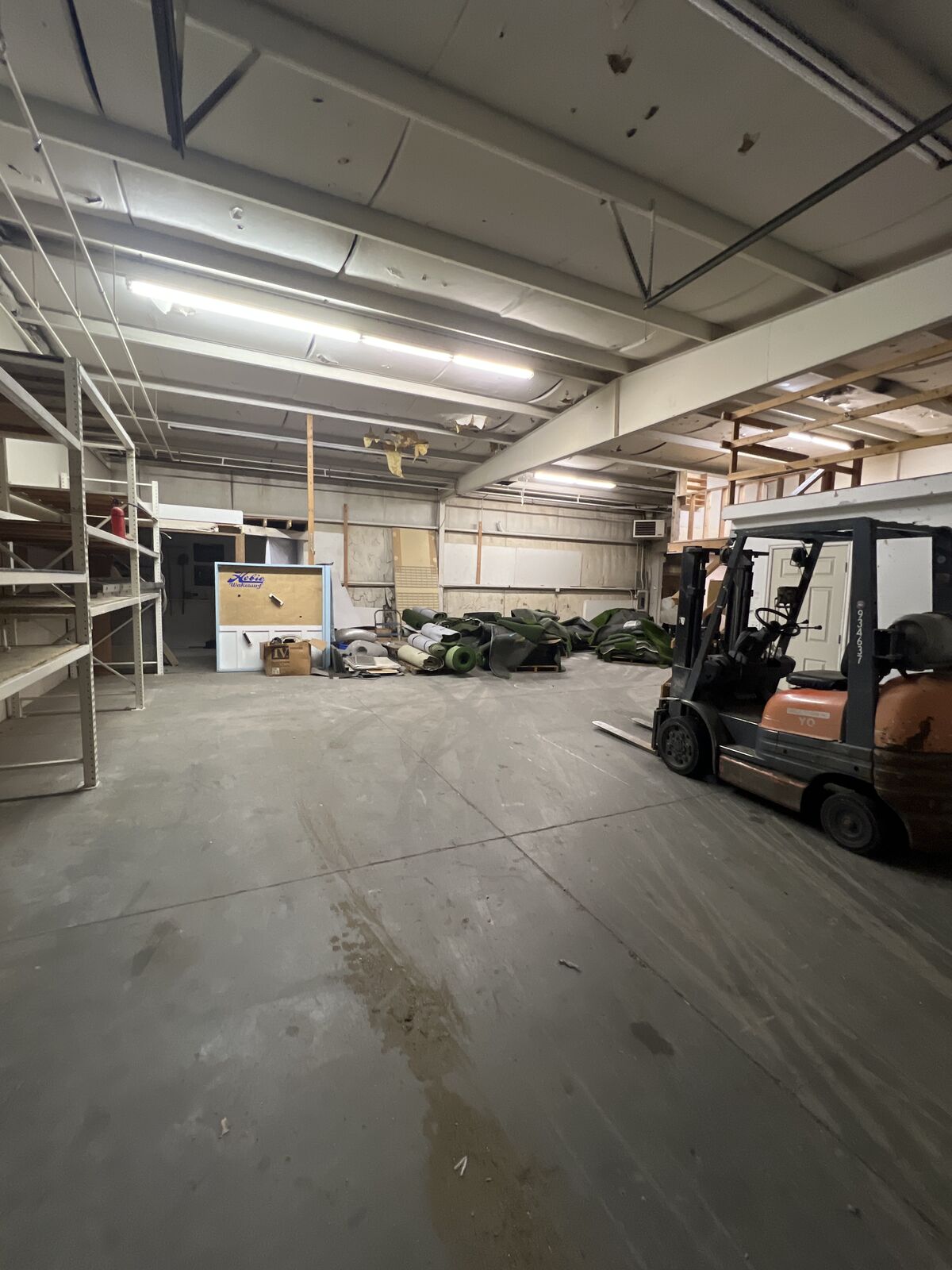 Office Warehouse For Rent