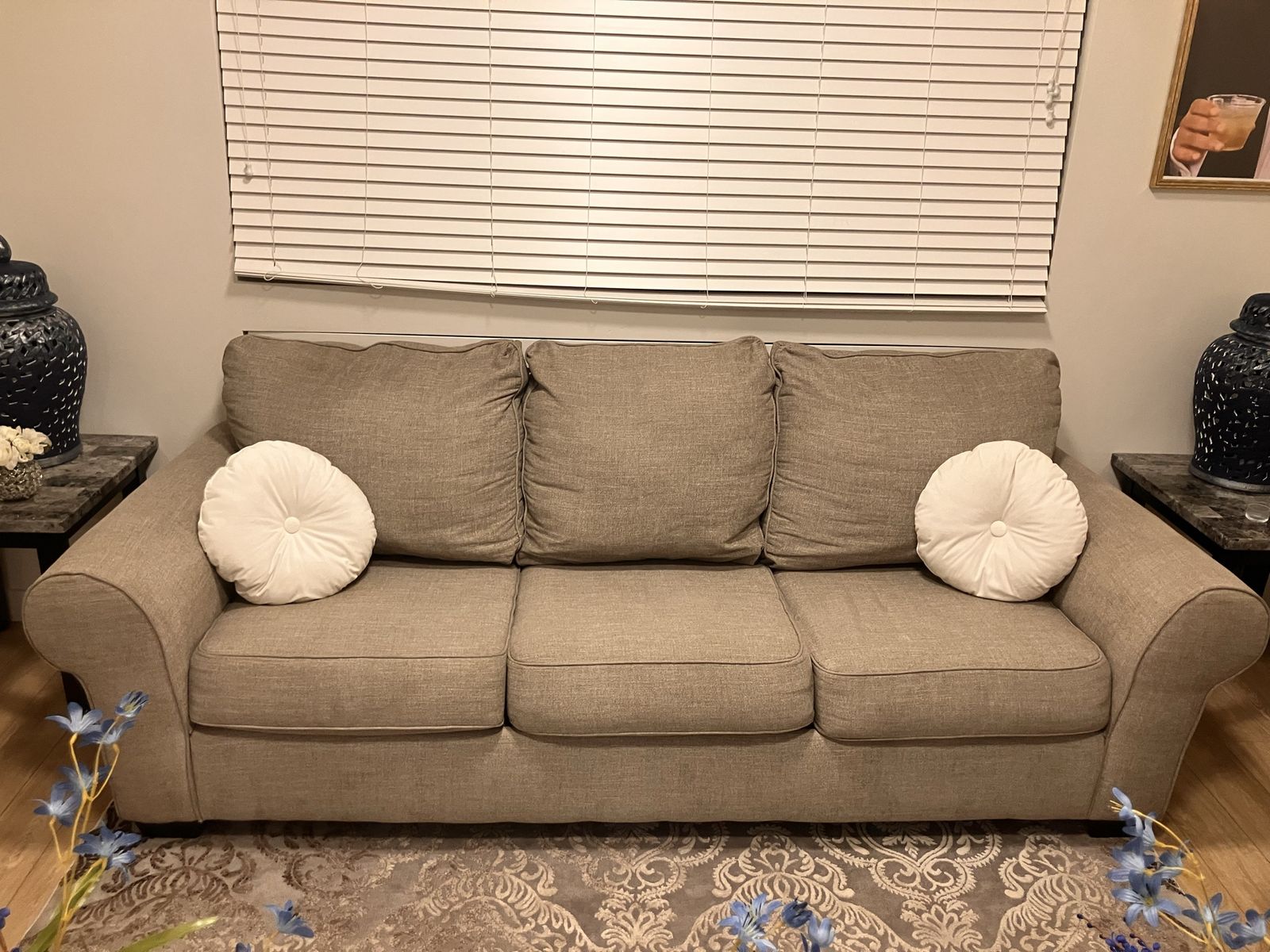 Main image 5