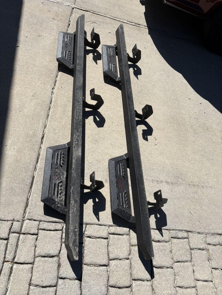 2009-2014 F150 Supercrew Cab Running Boar