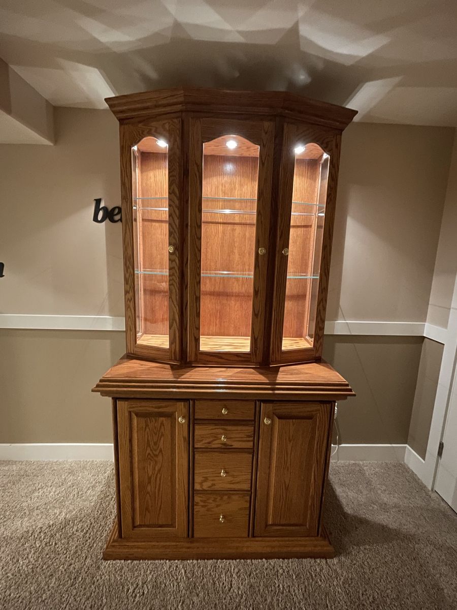 Beautiful Custom Solid Oak China Hutch 
