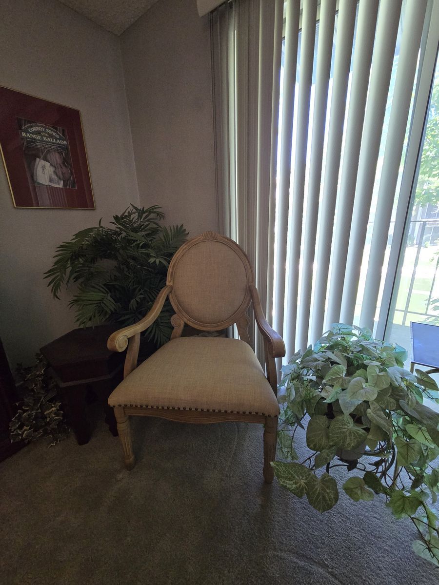Beautiful traditional side chair