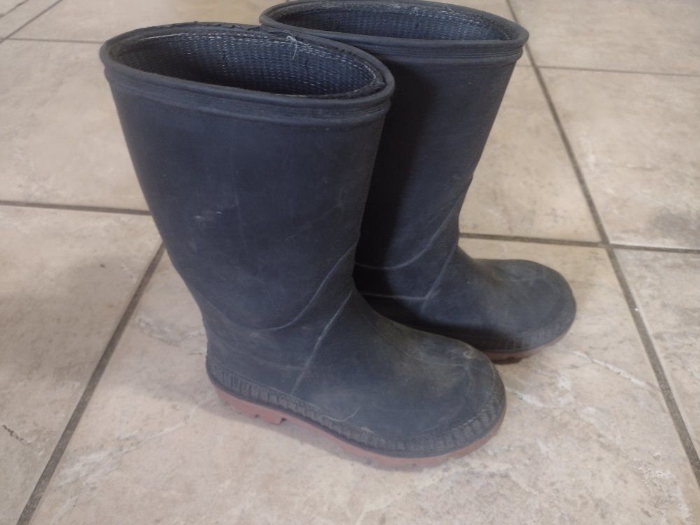 Children's Black Rain Boots Size 7-8