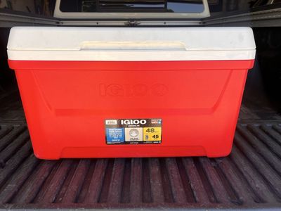 Igloo cooler