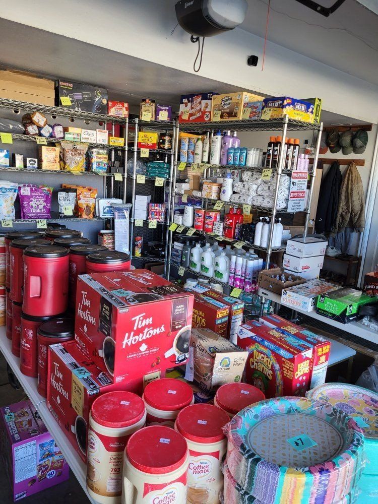 Huge Roy Ut Garage Sale Friday May 22nd 8am til 1pm***