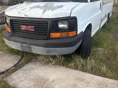 2004 gmc van front clip,