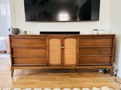 Cabinet / Sideboard