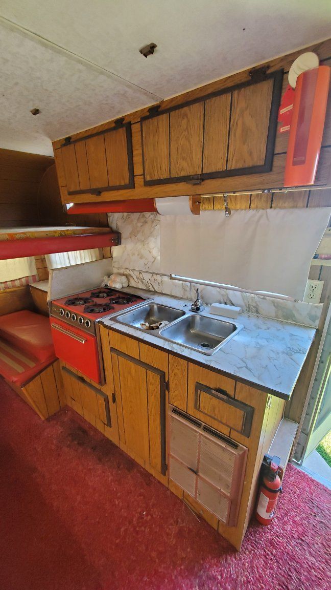 Main image 8