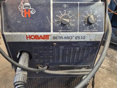 Hobart Beta-MIG 2510 MIG Welder with Olympic 30A Spool Gun - Used