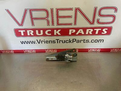 Peterbilt Bracket