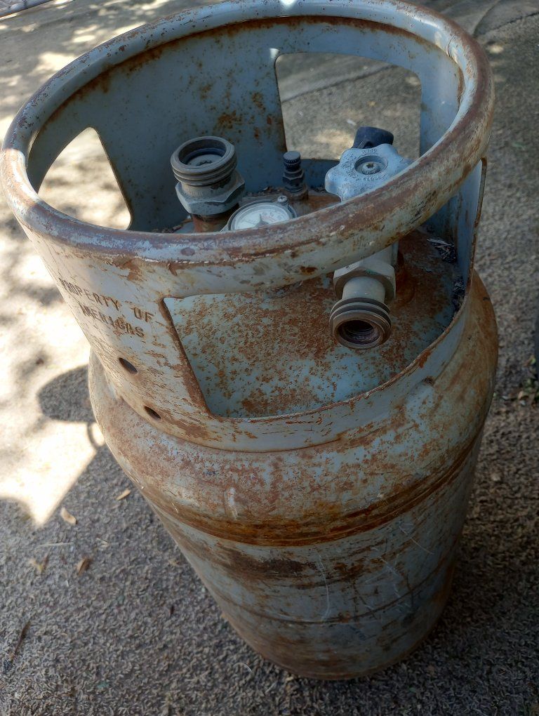 Main image 3
