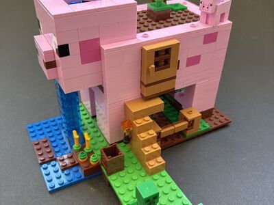 Lego 21170 Minecraft - The Pig House (2021)