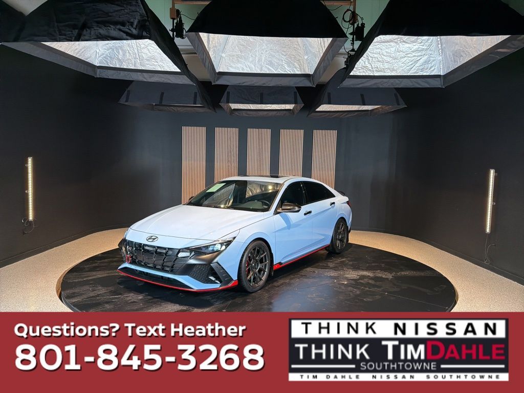 2022 Hyundai Elantra N Base