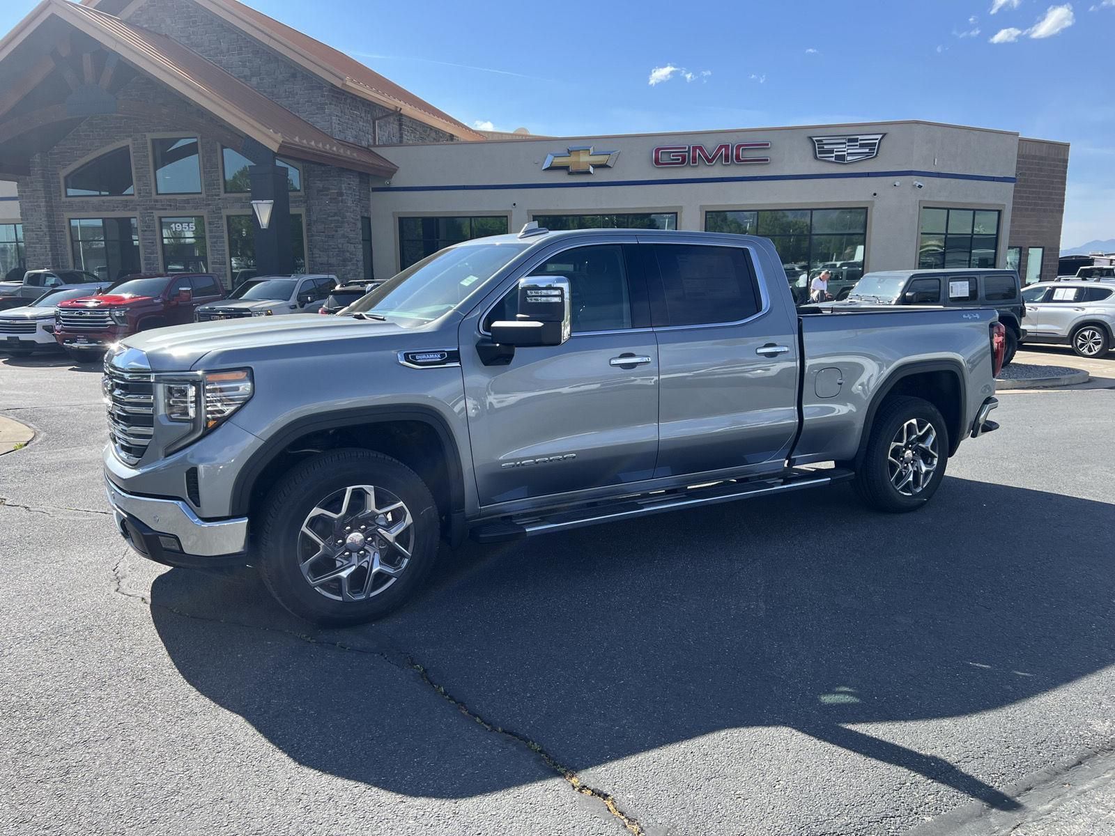 2026 GMC 1500 SLT