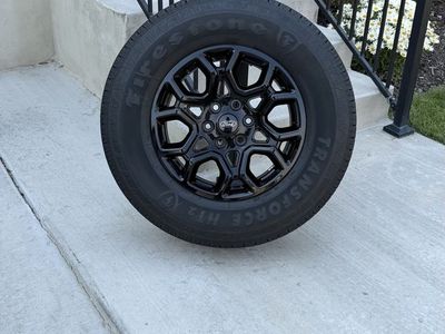 Ford F150 Rims and Tires 275/70R18 Firestone Transforce HT2 Almost New