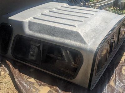 1993 Nissan King Cab SE Truck Shell