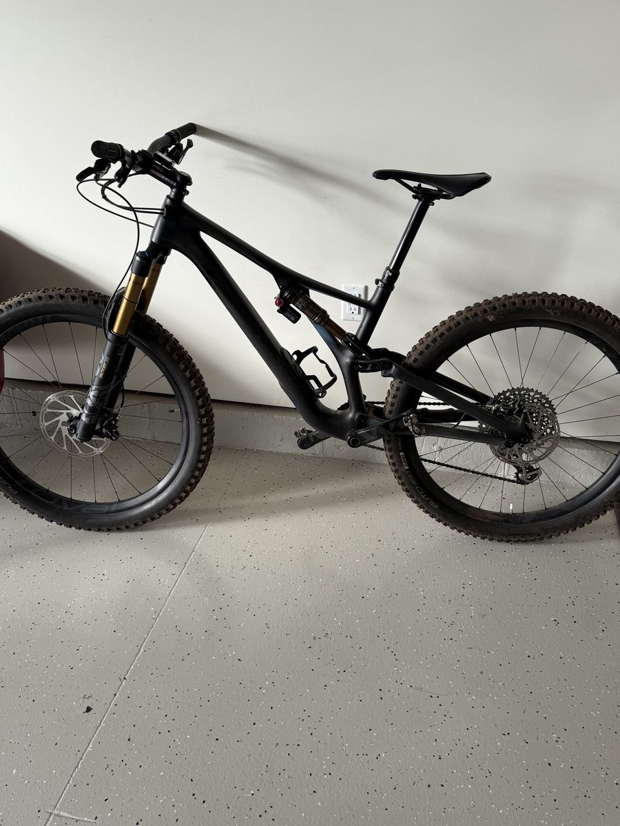 2019 SPECIALIZED S-WORKS STUMPJUMPER  27.5 - SIZE MEDIUM