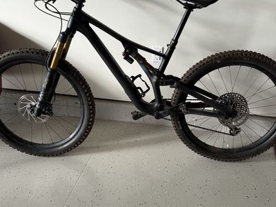 2019 SPECIALIZED S-WORKS STUMPJUMPER 27.5 - SIZE MEDIUM