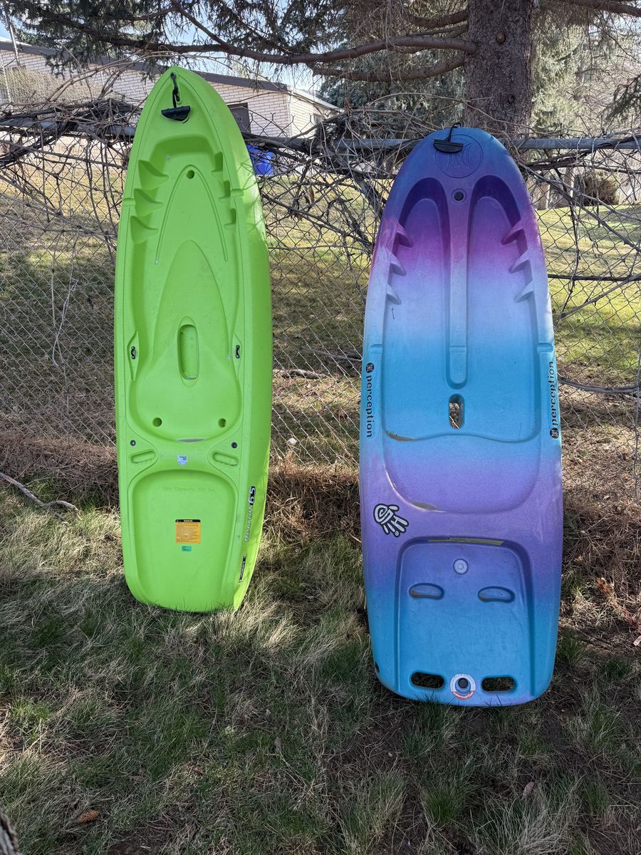 2 Kids Kayaks w/ Paddles – Perception – Great Condition