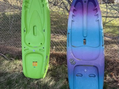 2 Kids Kayaks w/ Paddles – Perception – Great Condition
