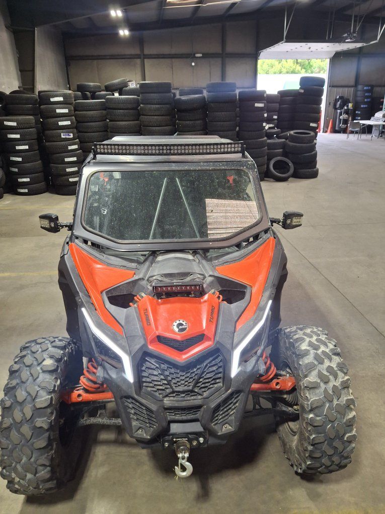 2022 Can-Am Maverick X3 Max Turbo RR Side-by-Side UTV with Light Bar and Roof Rack