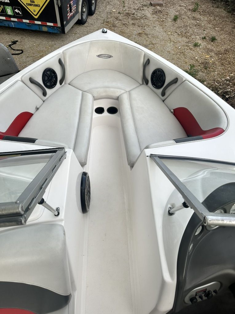 Main image 7