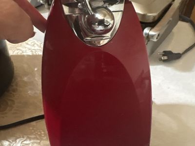 Hamilton Beach Electric Can Opener Red