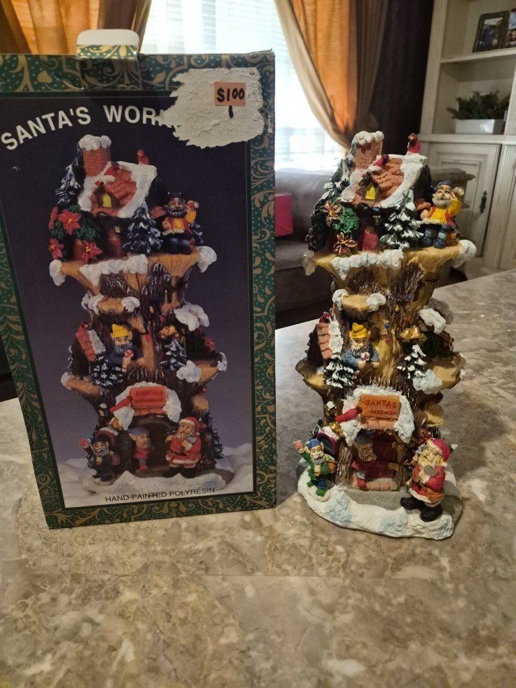 Santa's Workshop Hand-Painted Polyresin Christmas Figurine w/ Original Box