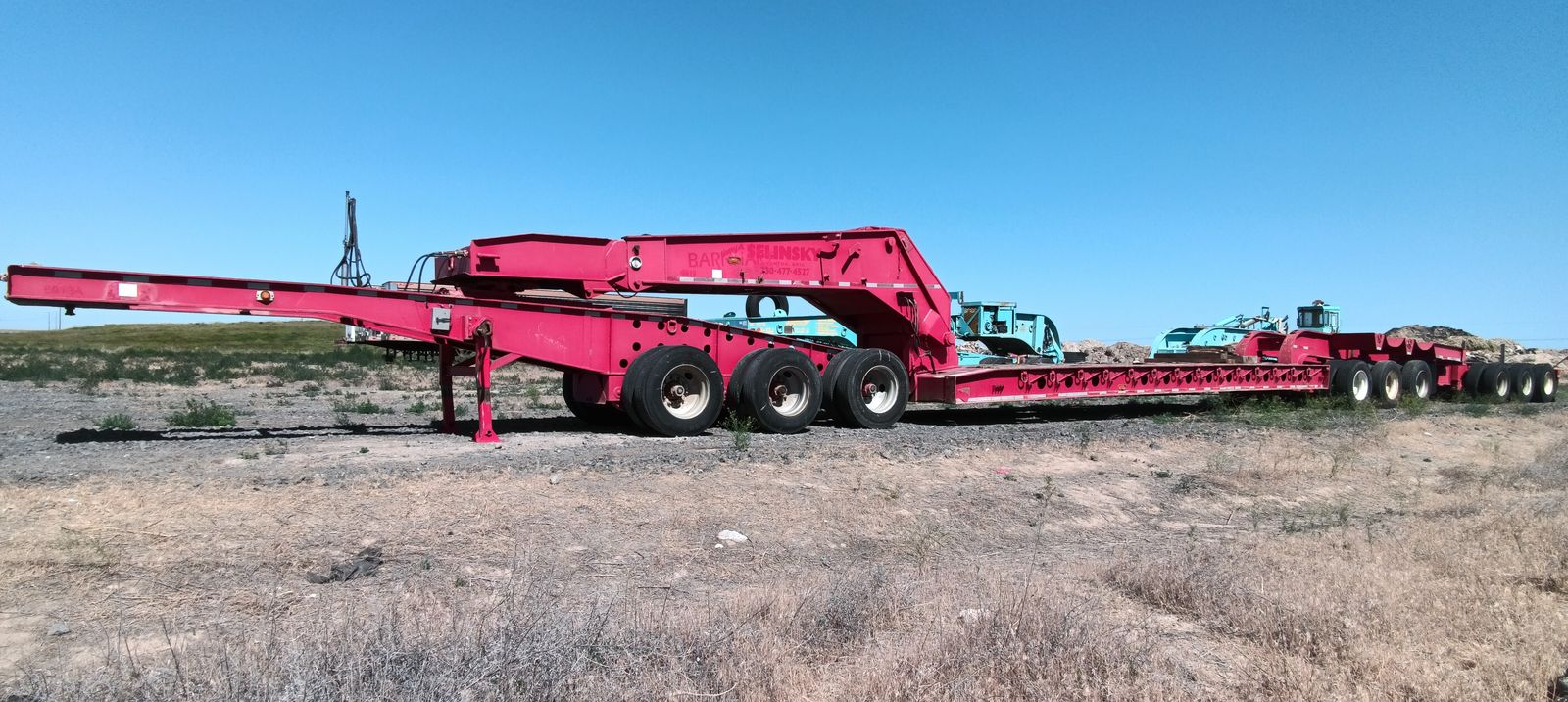 Heavy haul trailer, equipment trailer, lowboy trailer