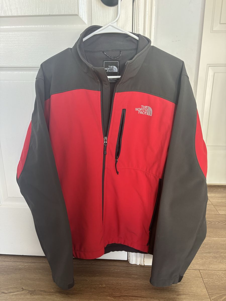 Men’s M - Red Northface Jacket