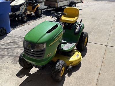 John Deere L108 Automatic