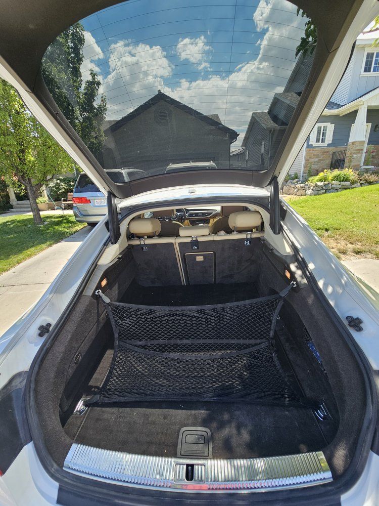 Main image 30
