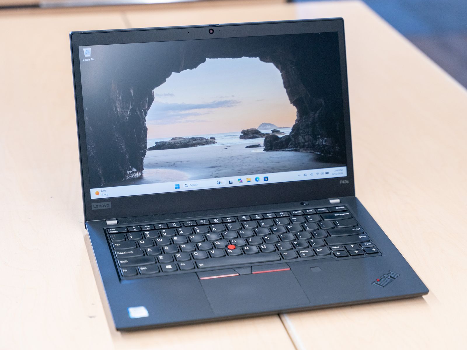 Lenovo Thinkpad P43s i7-8565U 512GB SSD 16GB RAM P520 GPU 1080P Screen Windows 11 laptop