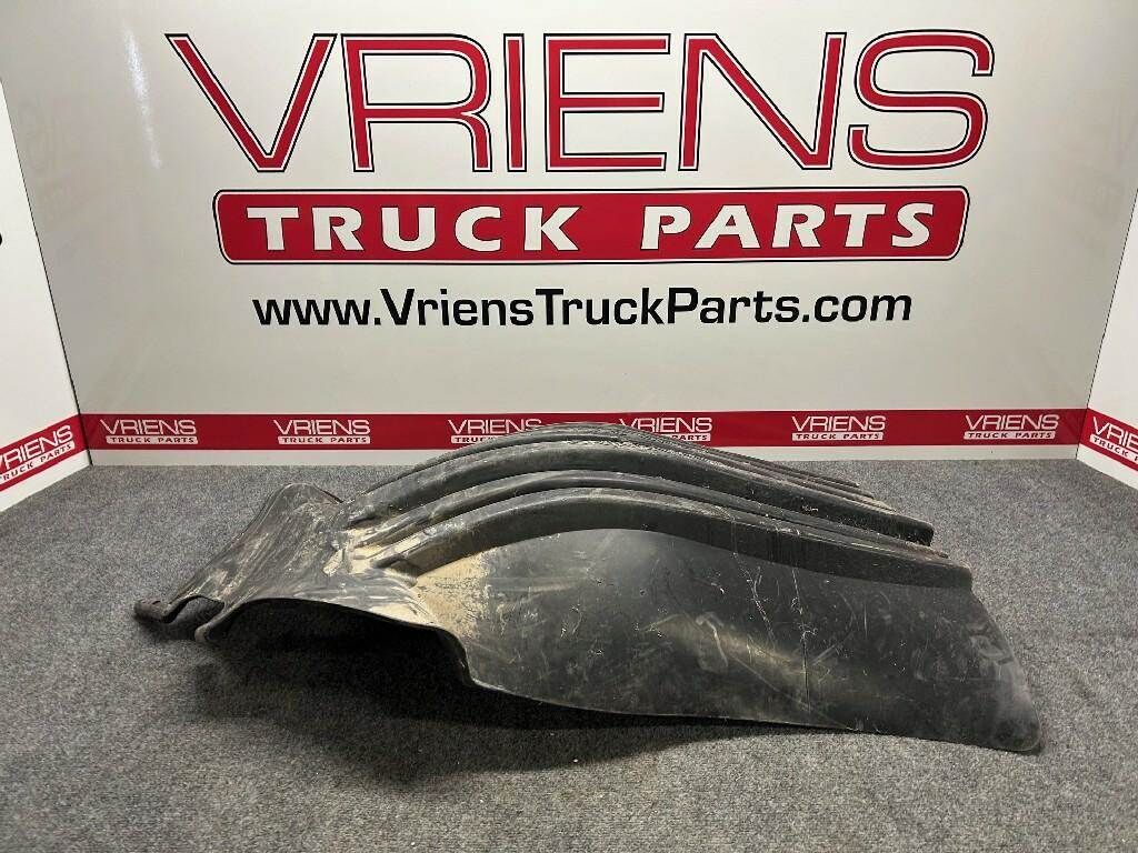 Freightliner FLCC Inner Fender