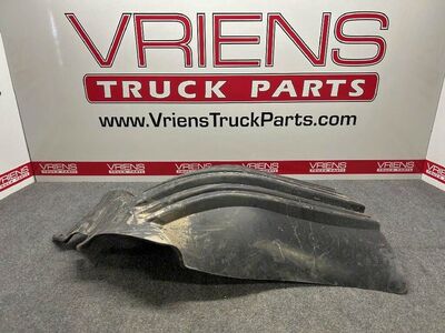 Freightliner FLCC Inner Fender