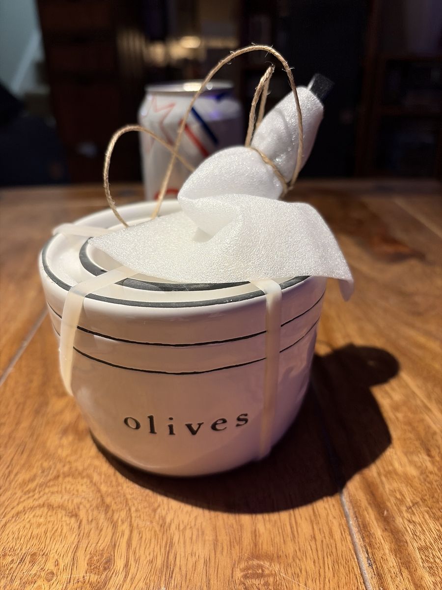 Brand New Mudpie Olive Set Up