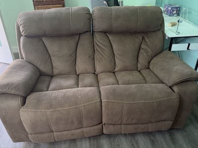 Reclining Loveseat