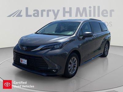 2025 Toyota Sienna XLE 8-Passenger
