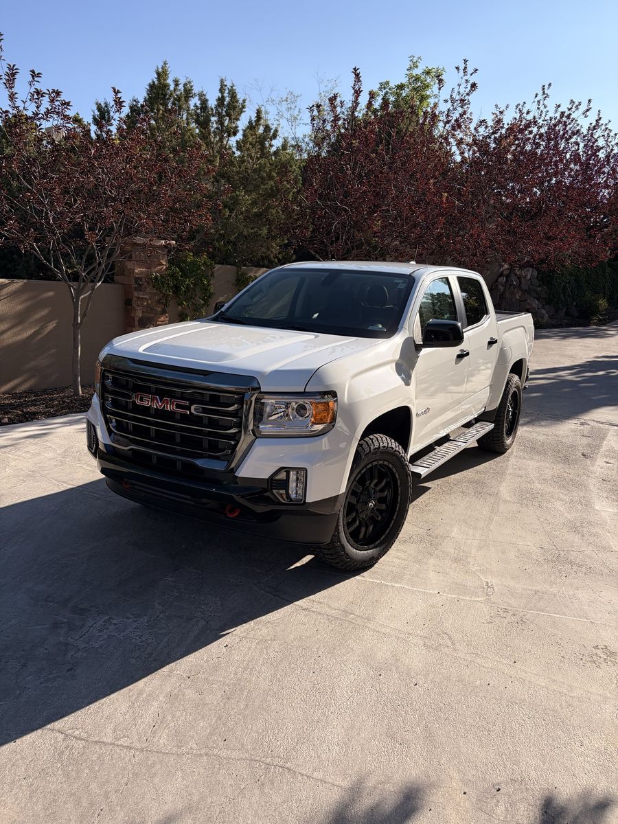 2022 GMC Canyon AT4