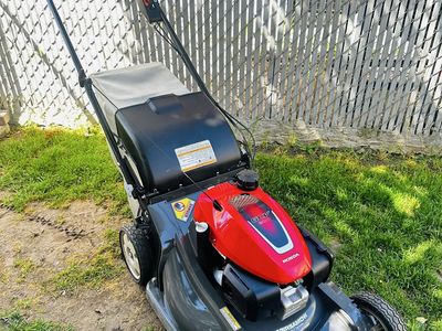 Honda HRX217 Lawn Mower