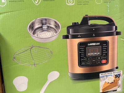 6 qt. Pressure cooker - Brand new